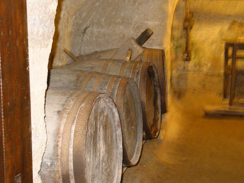 winebarrels.jpg