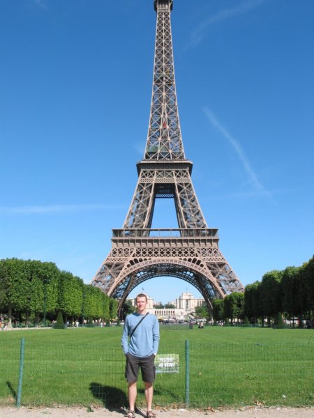 meandtheeiffeltower2.jpg