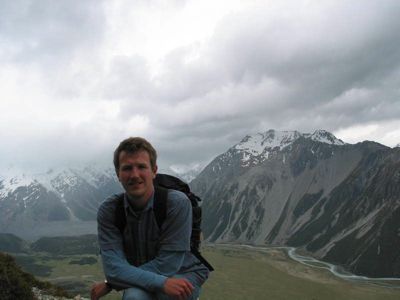 Michael Fabing viewing Mount Cook (New-Zealand)